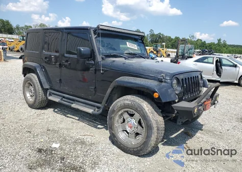 2014 Jeep Wrangler Unlimited Sahara z USA, uszkodzony, nr VIN 1C4BJWEGXEL190216